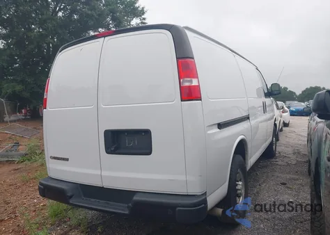 2022 Chevrolet Express Cargo Rwd 2500 Regular Wheelbase Wt from USA, damaged, VIN 1GCWGAFP4N1214894